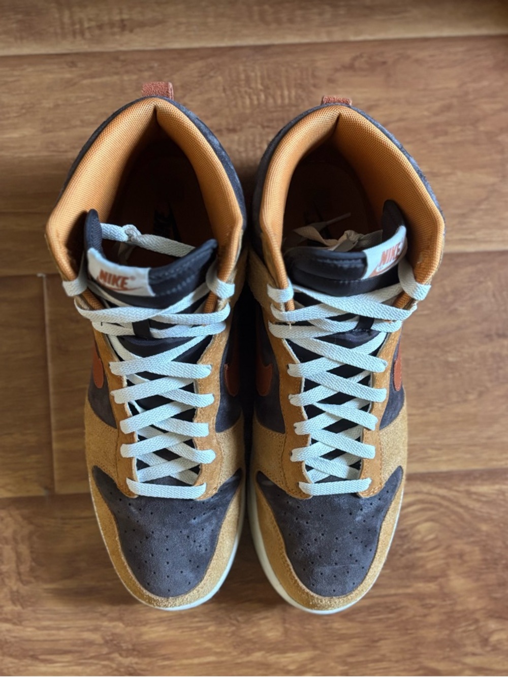 Nike Dunk High Premium 'Dark Curry' - Picture 2 of 9
